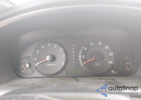 2005 Hyundai Elantra Gls/Gt z USA, uszkodzony, nr VIN KMHDN46DX5U100316